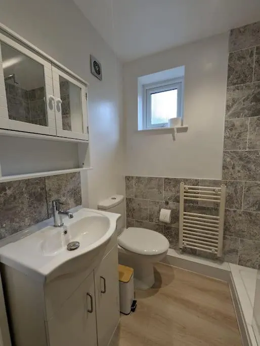 Stylish York Studio 0*,  Великобритания